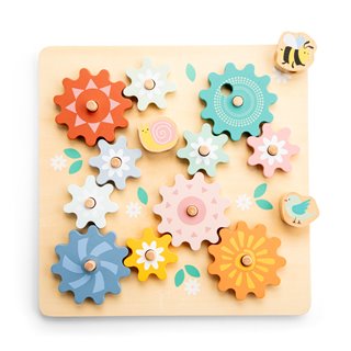 Spinning gear puzzle - garden